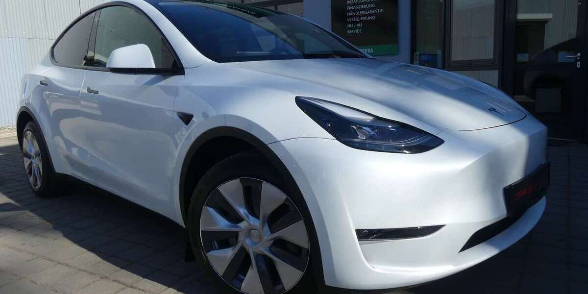 Tesla Model Y 27.455 km 39.400 &euro; Berlin 13156