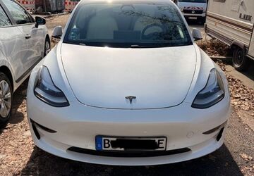 Tesla Model 3 122.000 km 22.400 &euro; Berlin 10319