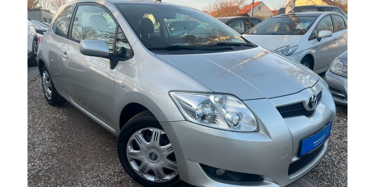 Toyota Auris 161.942 km 3.290 &euro; Berlin 13089
