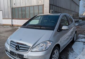 Mercedes-Benz A 150 107.000 km 5.590 &euro; Berlin 13158