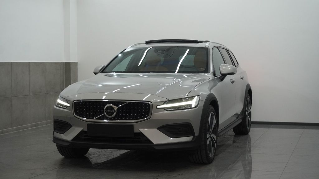 Volvo V60 36.379 km 33.500 &euro; Seddiner See OT Neuseddin 14554