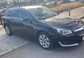 Opel Insignia 137.983 km 8.900 &euro; Berlin 12109