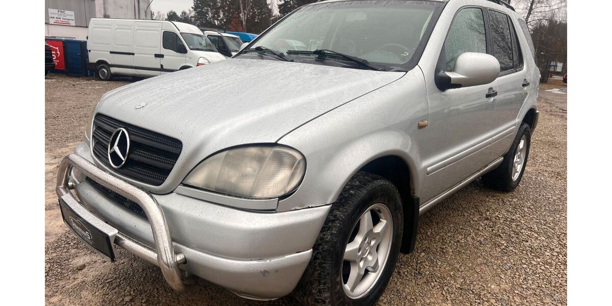 Mercedes-Benz ML 270 300.000 km 2.200 &euro; Neuseddin bei Berlin 14554