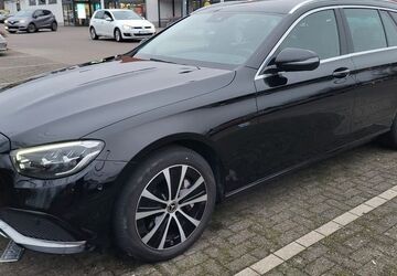Mercedes-Benz E 300 146.500 km 22.450 &euro; Berlin 13435