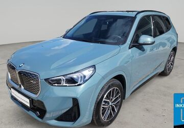 BMW iX1 4.057 km 49.990 &euro; Potsdam 14482