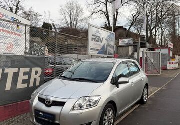 Toyota Auris 158.600 km 4.980 &euro; Berlin-Charlottenburg 14052