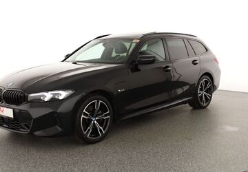 BMW 330 35.992 km 39.780 &euro; Berlin 12103