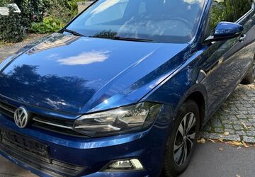 VW Polo 139.890 km 13.599 &euro; Berlin 12205