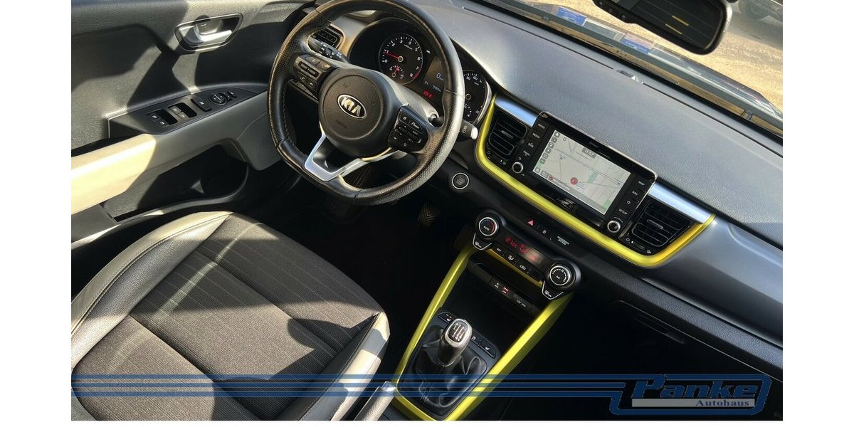Kia Stonic Spirit 1.0*NAV*SHZ*RFK*BT*TotW*LED* 75.000 km 12.990 &euro; Berlin 13187