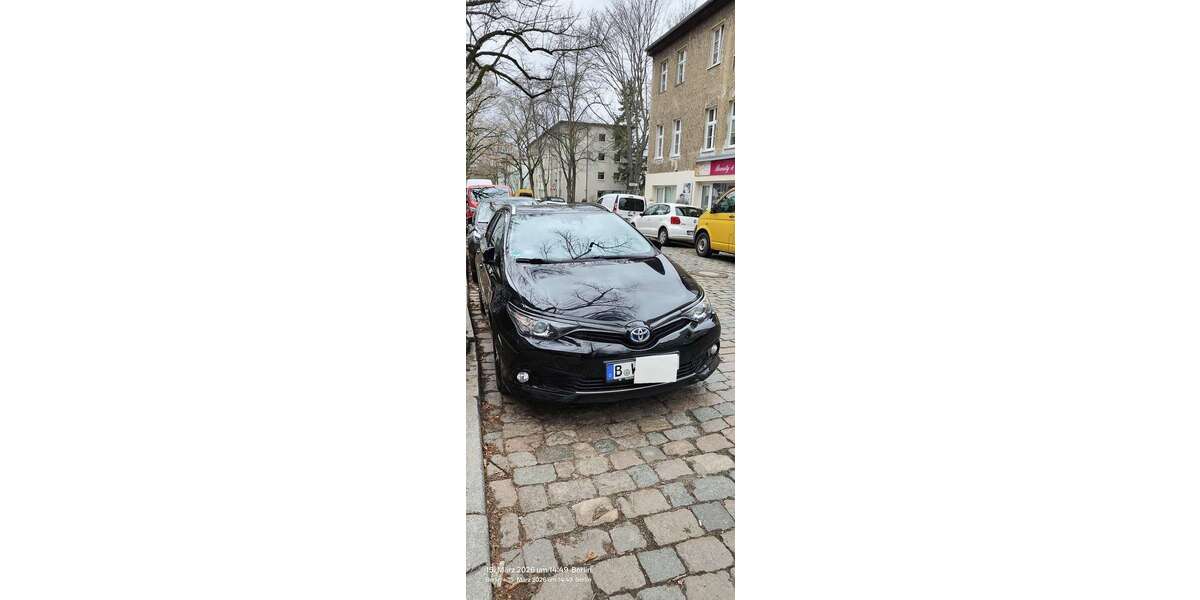 Toyota Auris 143.500 km 11.900 &euro; Berlin, Stadt 12105