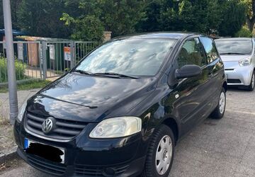 VW Fox 45.000 km 2.500 &euro; Berlin 13357