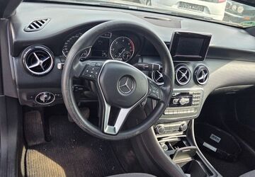 Mercedes-Benz A 180 127.000 km 10.999 &euro; Berlin 13589