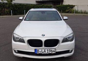 BMW 740 265.000 km 10.500 &euro; berlin 12359
