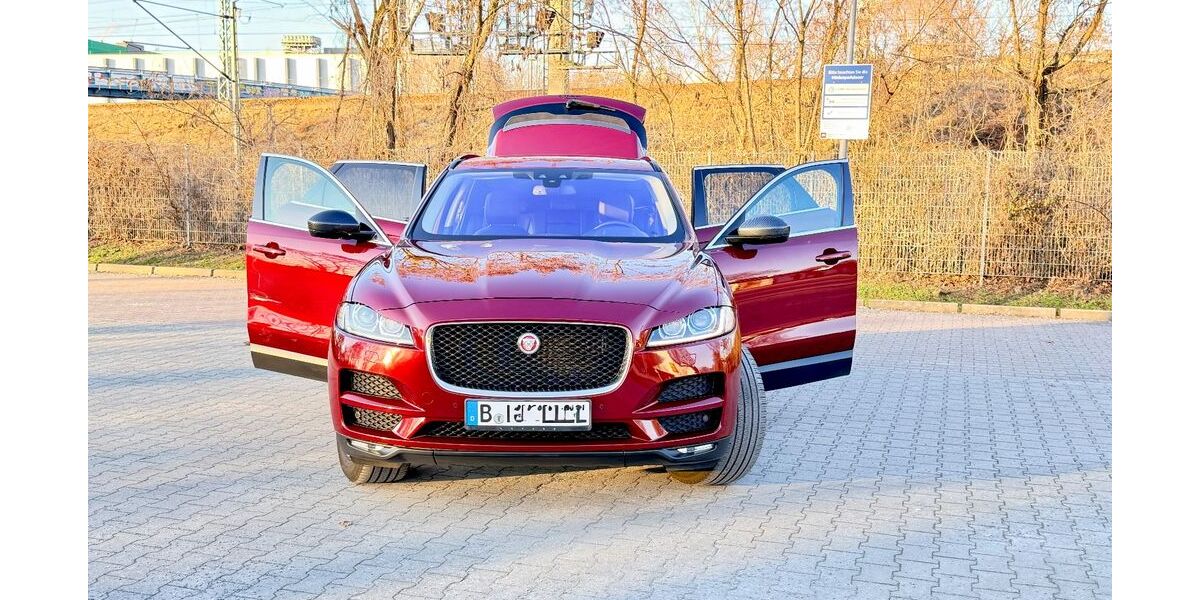 Jaguar F-Pace 183.000 km 12.900 &euro; Berlin 13585