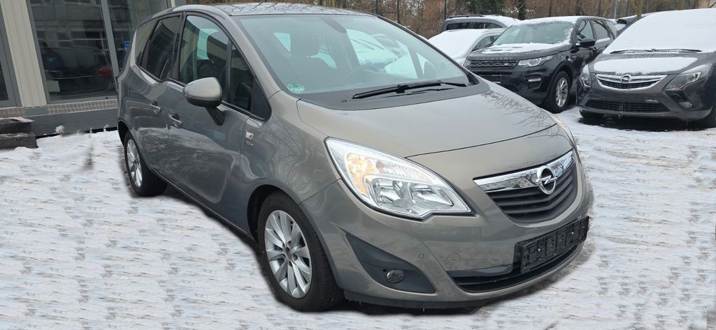 Opel Meriva 74.854 km 8.399 &euro; Berlin 13581