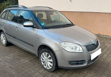 Skoda Fabia 280.000 km 1.400 &euro; Berlin 12045