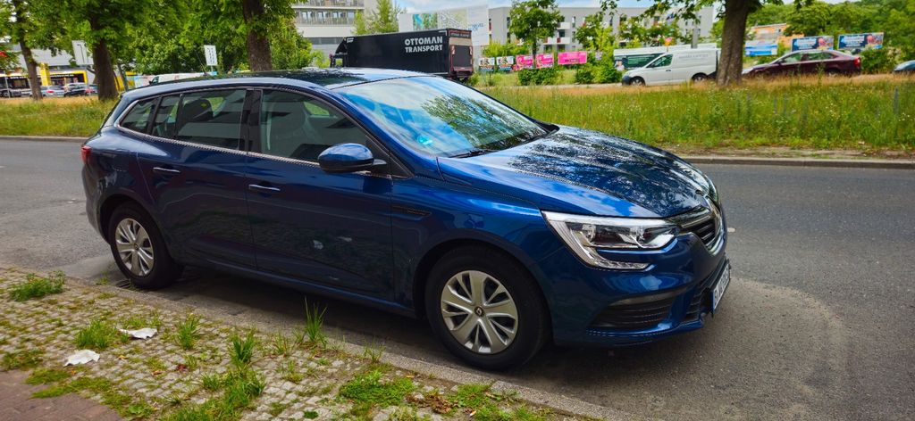 Renault Megane 25.000 km 12.200 &euro; Berlin 13599