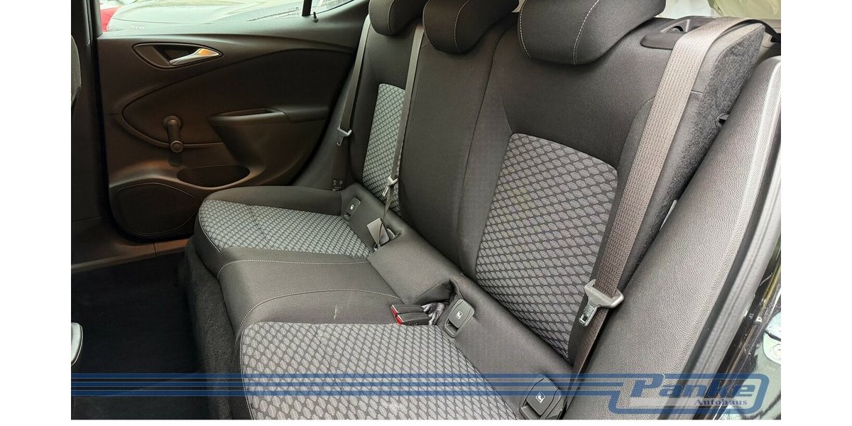 Opel Astra Selection*Tempo*SHZ*Ambiete*SR+WR* 36.084 km 8.890 &euro; Berlin 13187