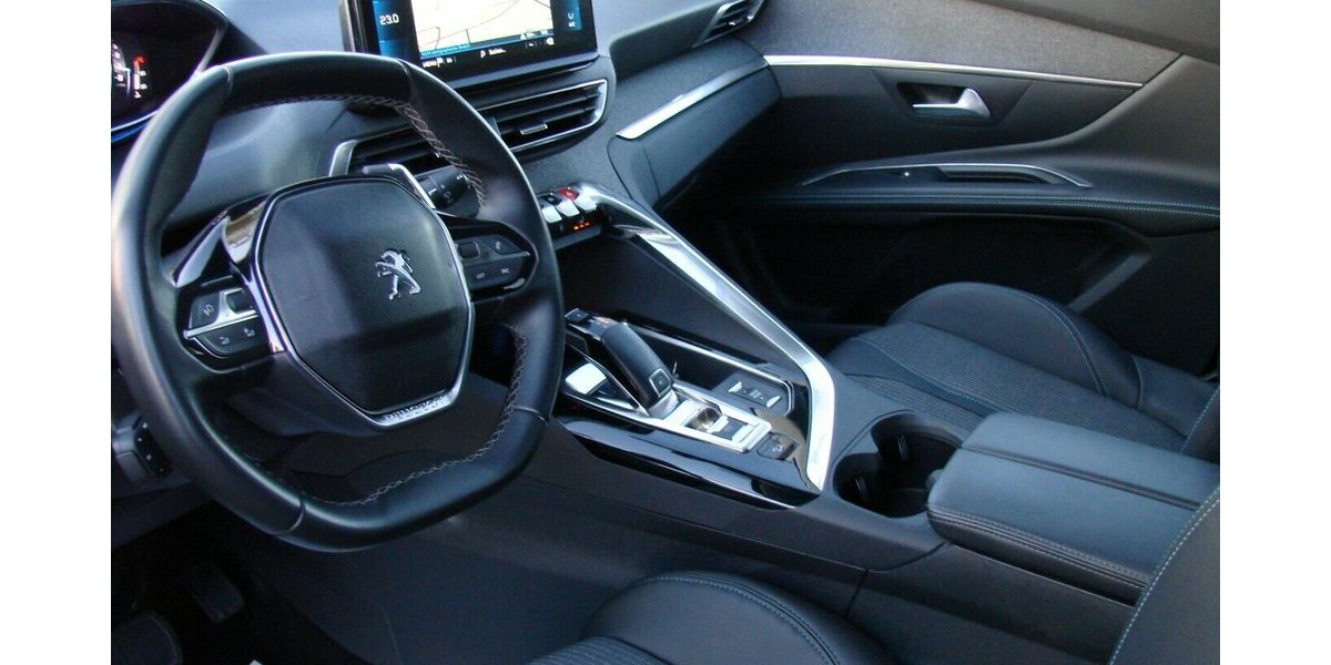 Peugeot 5008 1.2 PureTech130 Allure Pack 7-Sitzer 2WD LED 54.980 km 23.980 &euro; Falkensee 14612