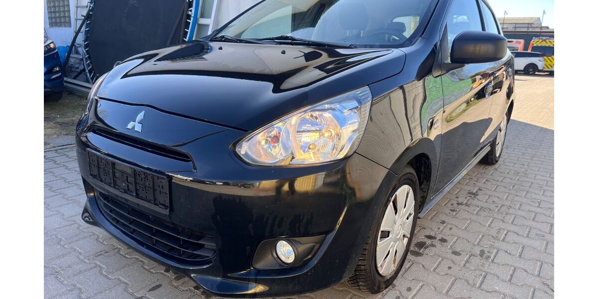 Mitsubishi Space Star 77.524 km 6.990 &euro; Berlin 14167