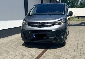 Opel Vivaro 47.000 km 17.990 &euro; Falkensee 14621