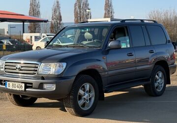Toyota Land Cruiser 194.000 km 27.250 &euro; Berlin 12043