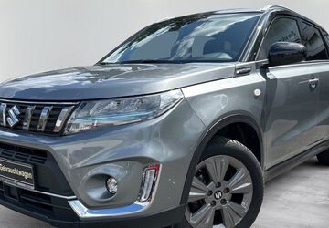 Suzuki Vitara 32.700 km 19.990 &euro; Berlin 12247