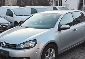 VW Golf 151.300 km 5.350 &euro; Berlin 13409