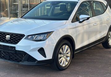 Seat Arona 9.989 km 18.990 &euro; Berlin 12057