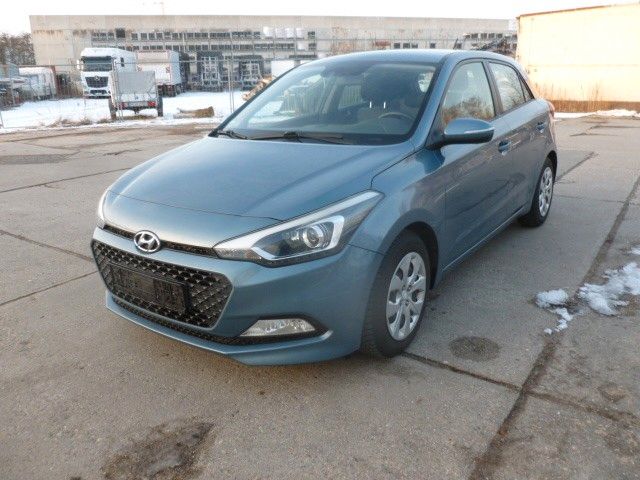 Hyundai i20 178.000 km 7.490 &euro; Stahnsdorf 14532