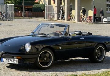Alfa Romeo Spider 11.600 km 15.400 &euro; Berlin 10318
