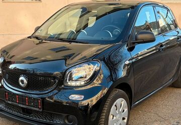 Smart ForFour 29.631 km 8.500 &euro; Berlin 13359