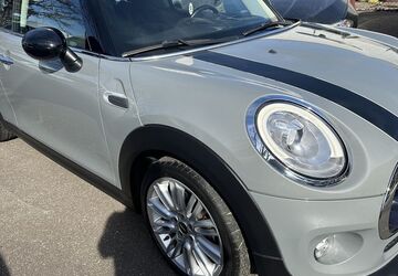 Mini Cooper D 109.489 km 9.990 &euro; Berlin 12249
