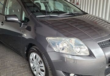 Toyota Auris 169.845 km 4.400 &euro; Berlin 12277