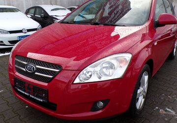 Kia ceed / Ceed 118.000 km 6.490 &euro; Berlin 12347