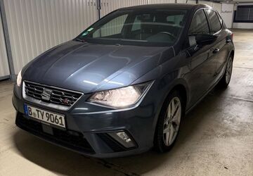 Seat Ibiza 112.000 km 14.350 &euro; Berlin 12353