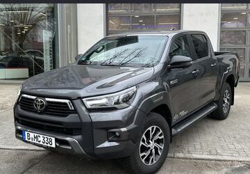 Toyota Hilux 6.903 km 65.850 &euro; Berlin 13403
