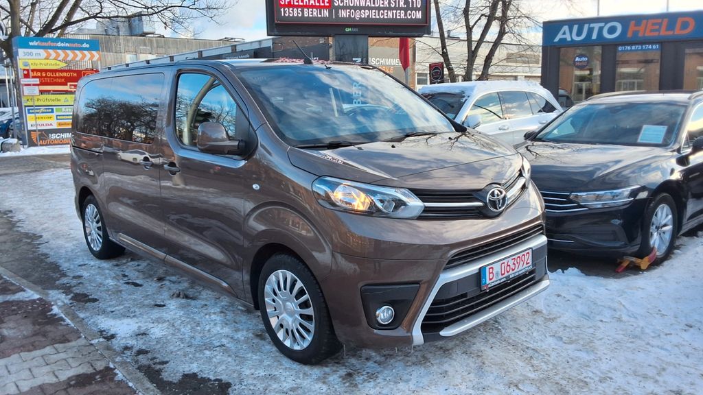 Toyota Proace (Verso) 43.000 km 37.900 &euro; Berlin 13599