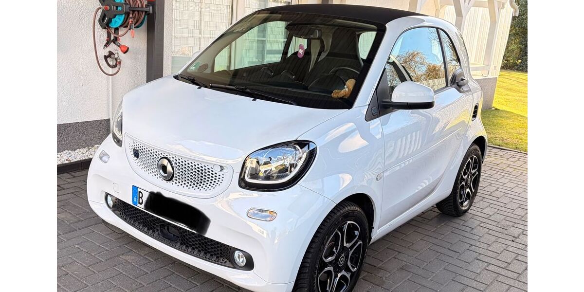 Smart ForTwo 29.529 km 8.450 &euro; Berlin 12623
