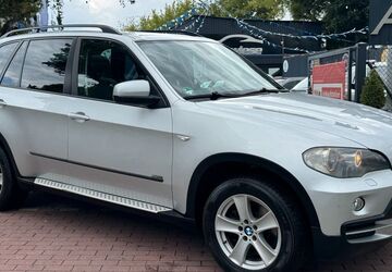 BMW X5 211.602 km 8.990 &euro; BERLIN 13127