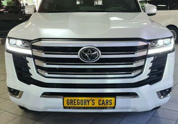 Toyota Land Cruiser 5 km 169.915 &euro; Berlin 10785