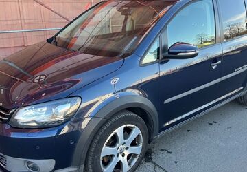 VW Touran 279.000 km 5.499 &euro; Berlin 12057
