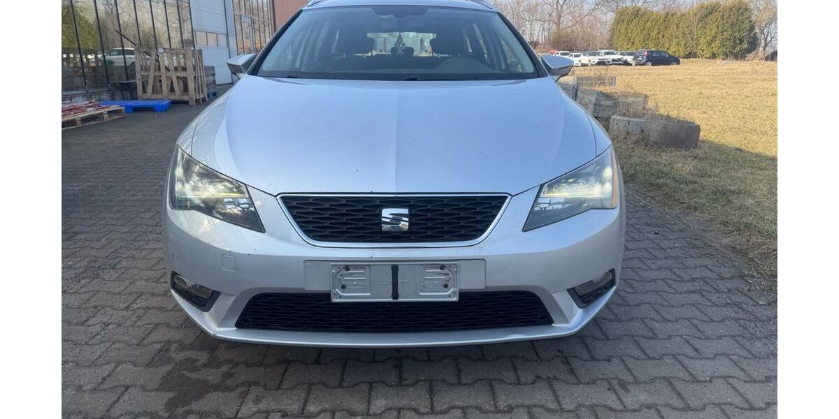 Seat Leon 175.239 km 4.900 &euro; berlin 10829