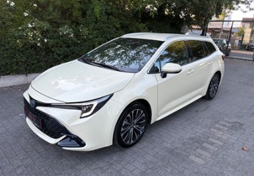 Toyota Corolla 4.900 km 30.999 &euro; Berlin 13581