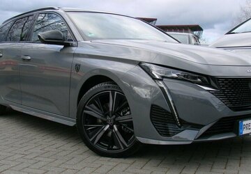 Peugeot 308 1.5 BlueHDi GT Premium ACC LED AHK Pano Focal 14.551 km 27.980 &euro; Falkensee 14612
