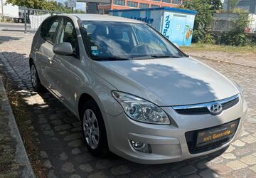 Hyundai i30 61.000 km 3.999 &euro; Berlin 12043