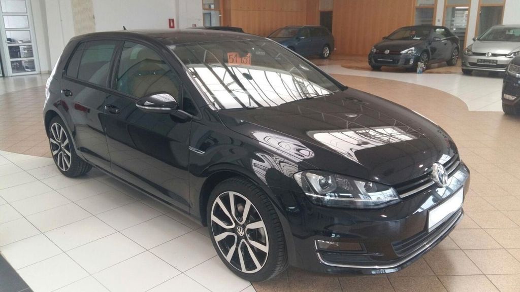 VW Golf 131.000 km 14.900 &euro; Mahlow 15831