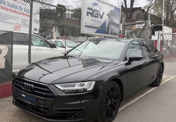 Audi A8 145.654 km 34.480 &euro; Berlin-Charlottenburg 14052