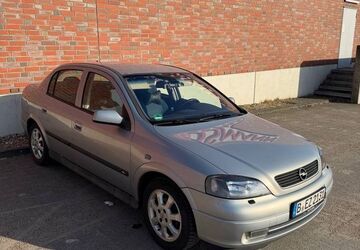 Opel Astra 115.000 km 2.500 &euro; Berlin 12681