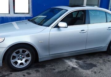 BMW 523 200.000 km 3.333 &euro; Berlin 13405